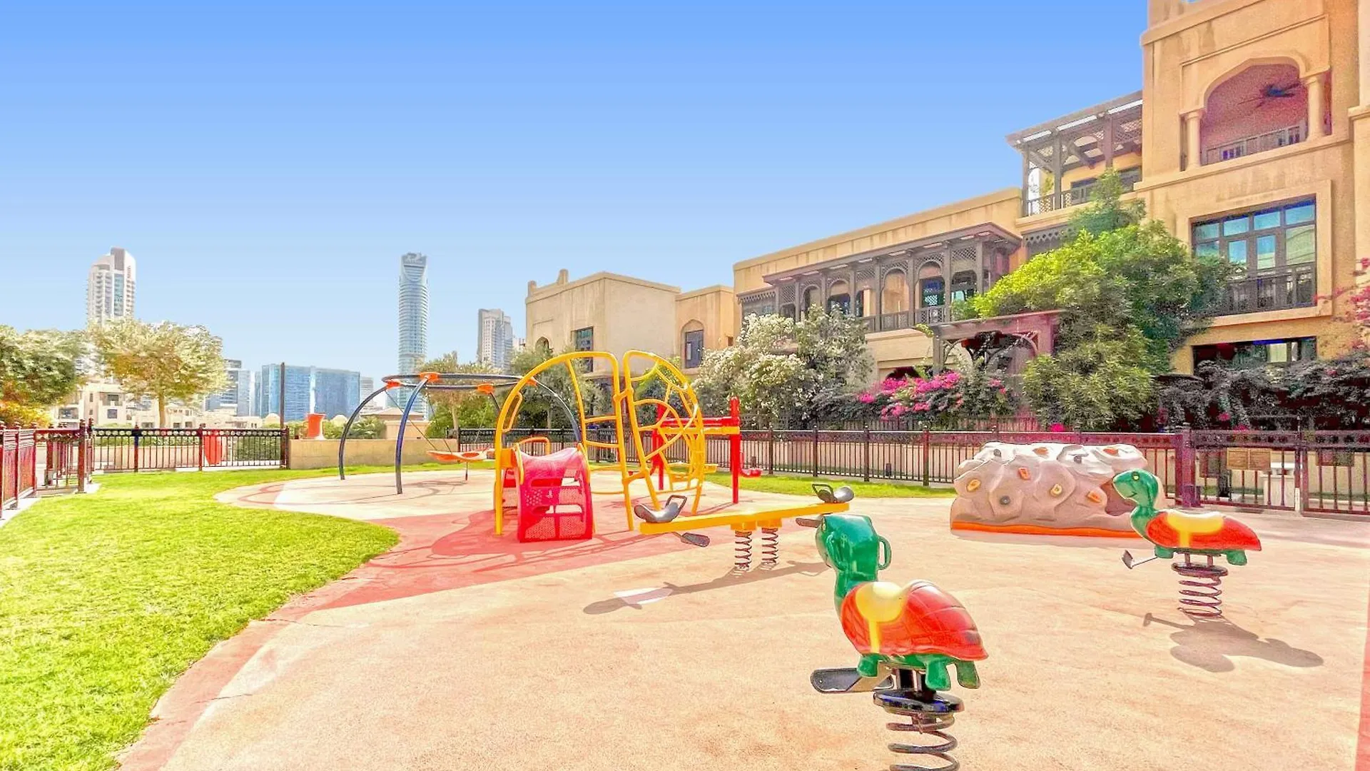 Golden Homes Souk Al Bahar Burj Khalifa View Tajer Residences 1Br Mint Avenue Near , Dubai Mall & Burj Khalifa 0*,